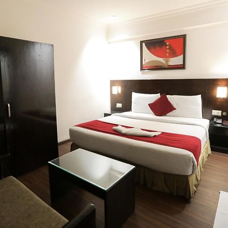 Anr Hotels Lucknow Bagian luar foto