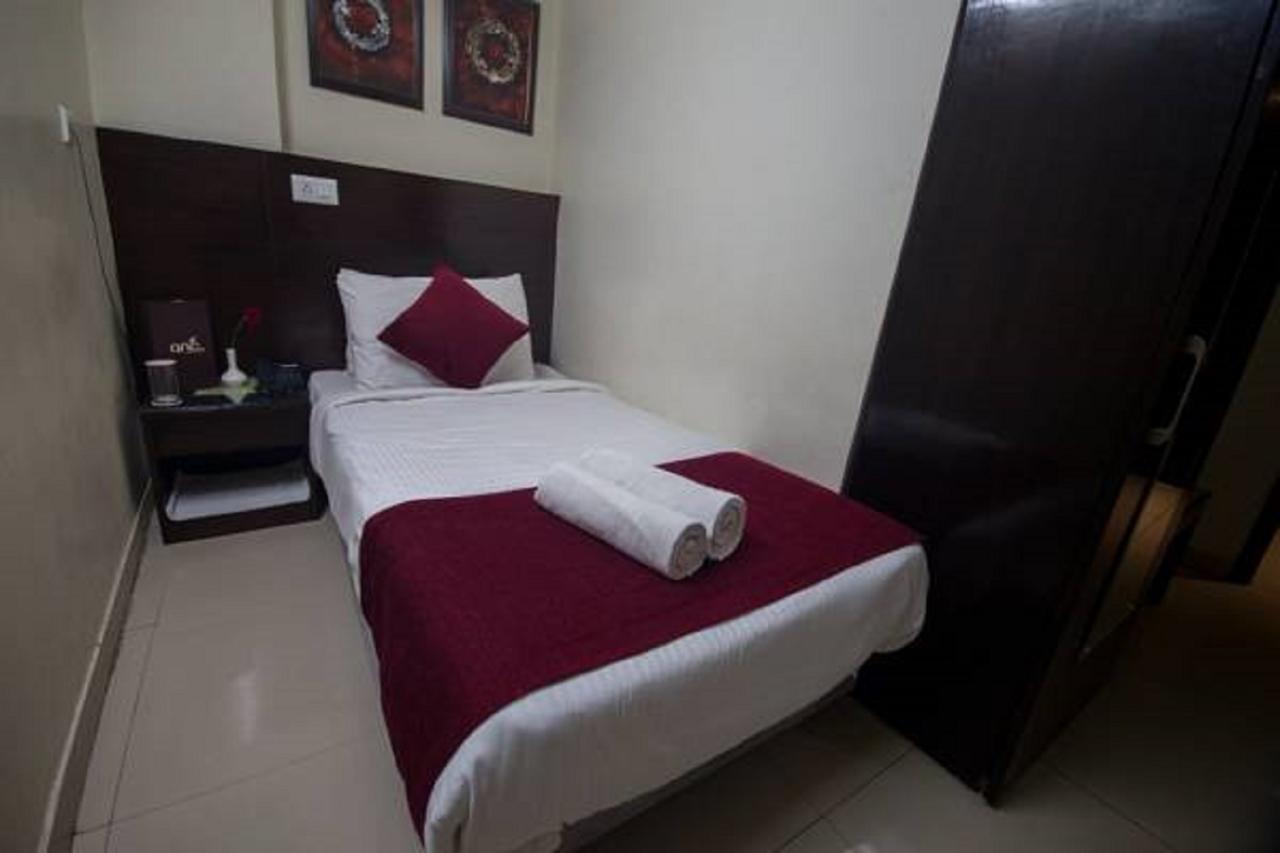Anr Hotels Lucknow Bagian luar foto
