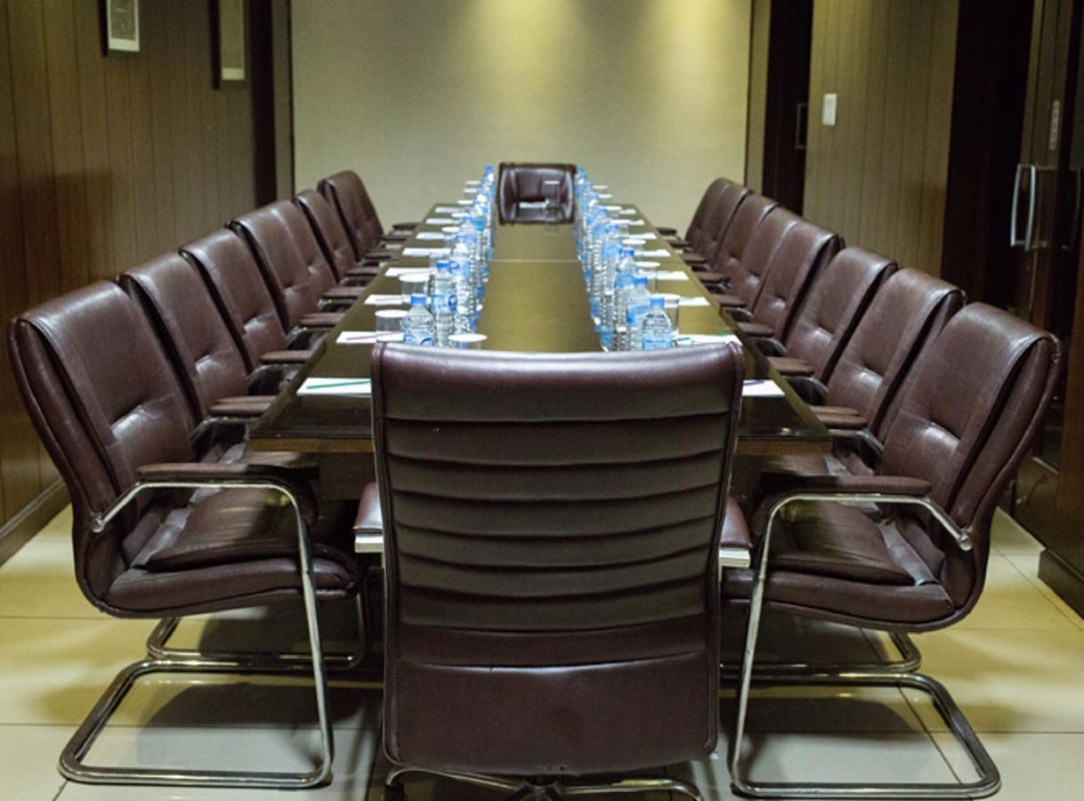 Anr Hotels Lucknow Bagian luar foto