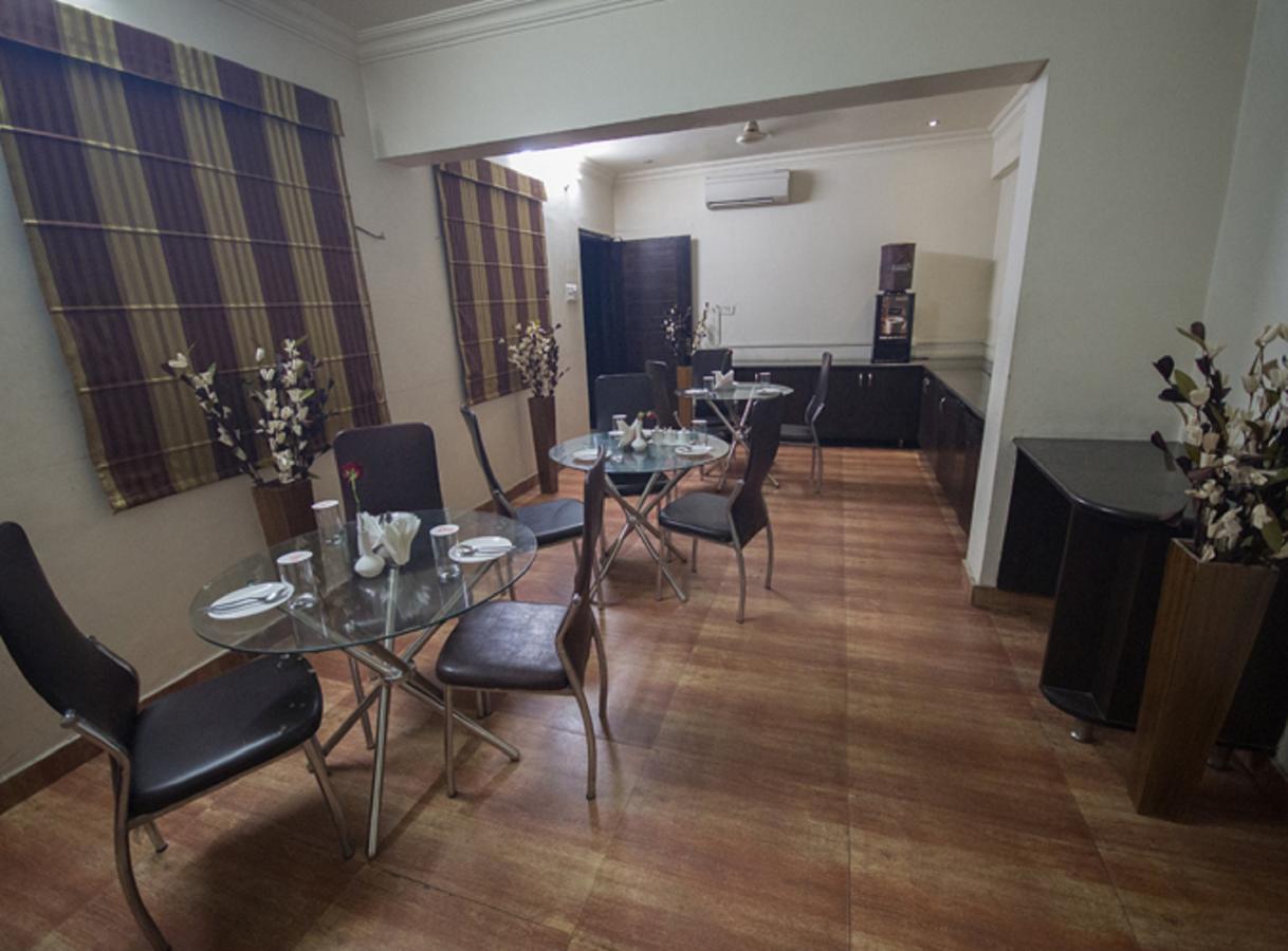 Anr Hotels Lucknow Bagian luar foto