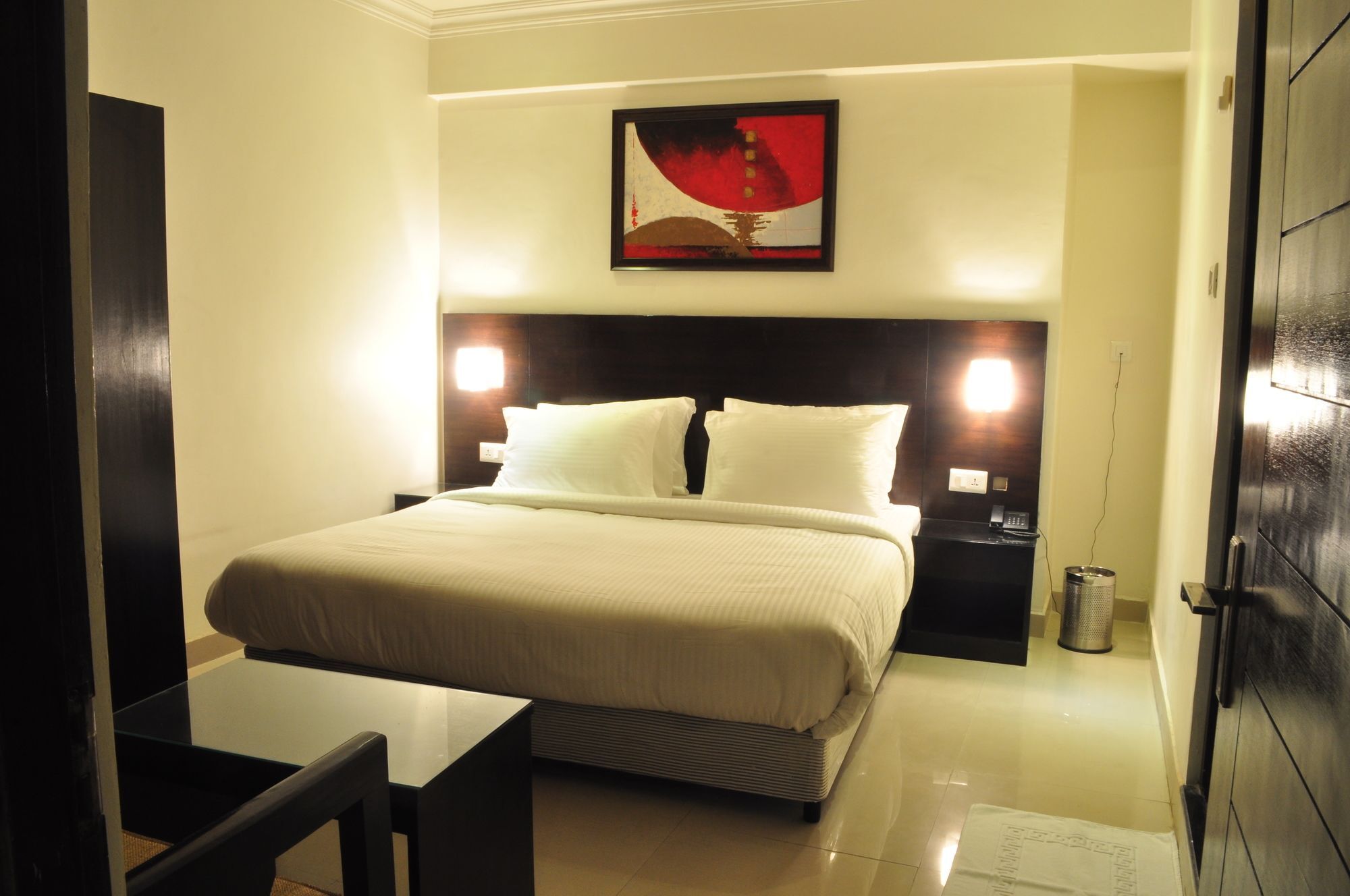 Anr Hotels Lucknow Bagian luar foto